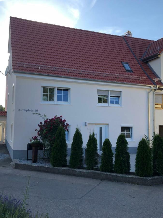 Guest Appartements Mit 2 Getrennten Schlafzimmern Fuer 4 Personen 24H Check In Aalen Exterior photo